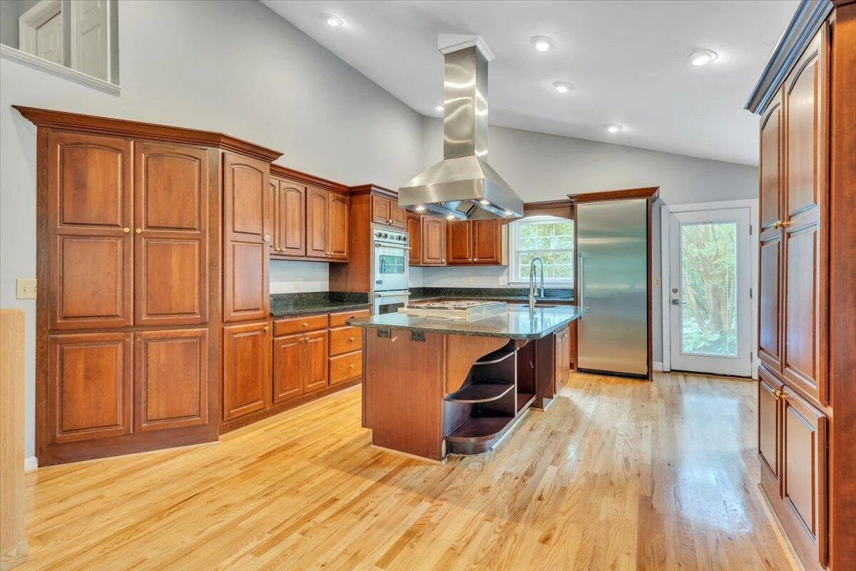 5916 Blackhorse LN - Photo 12