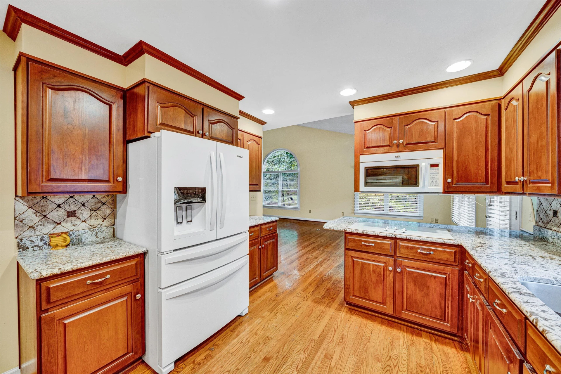 5612 Village WAY - Photo 13