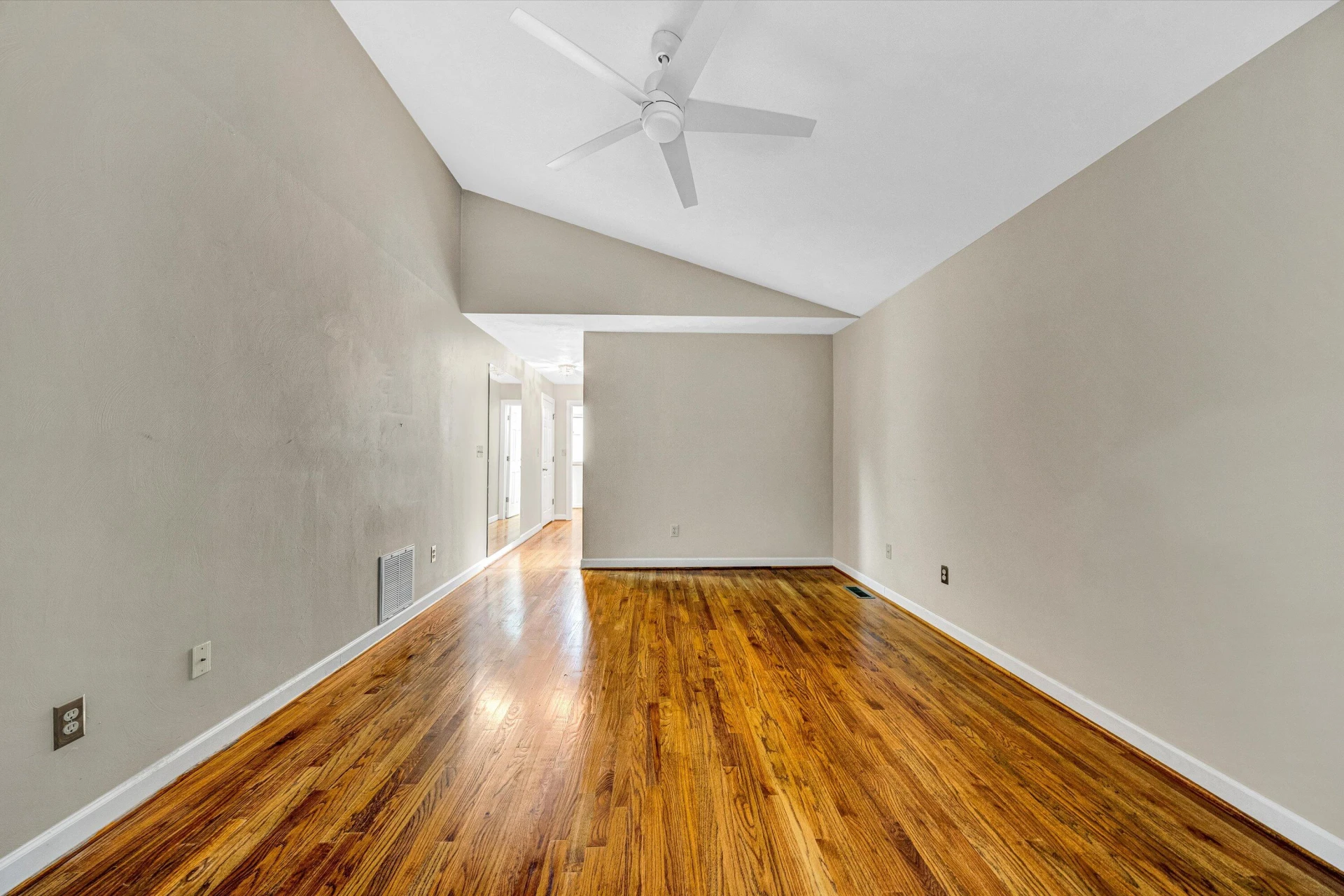 5612 Village WAY - Photo 18