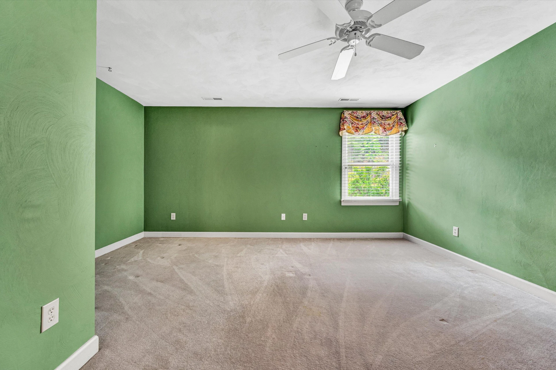 5612 Village WAY - Photo 26