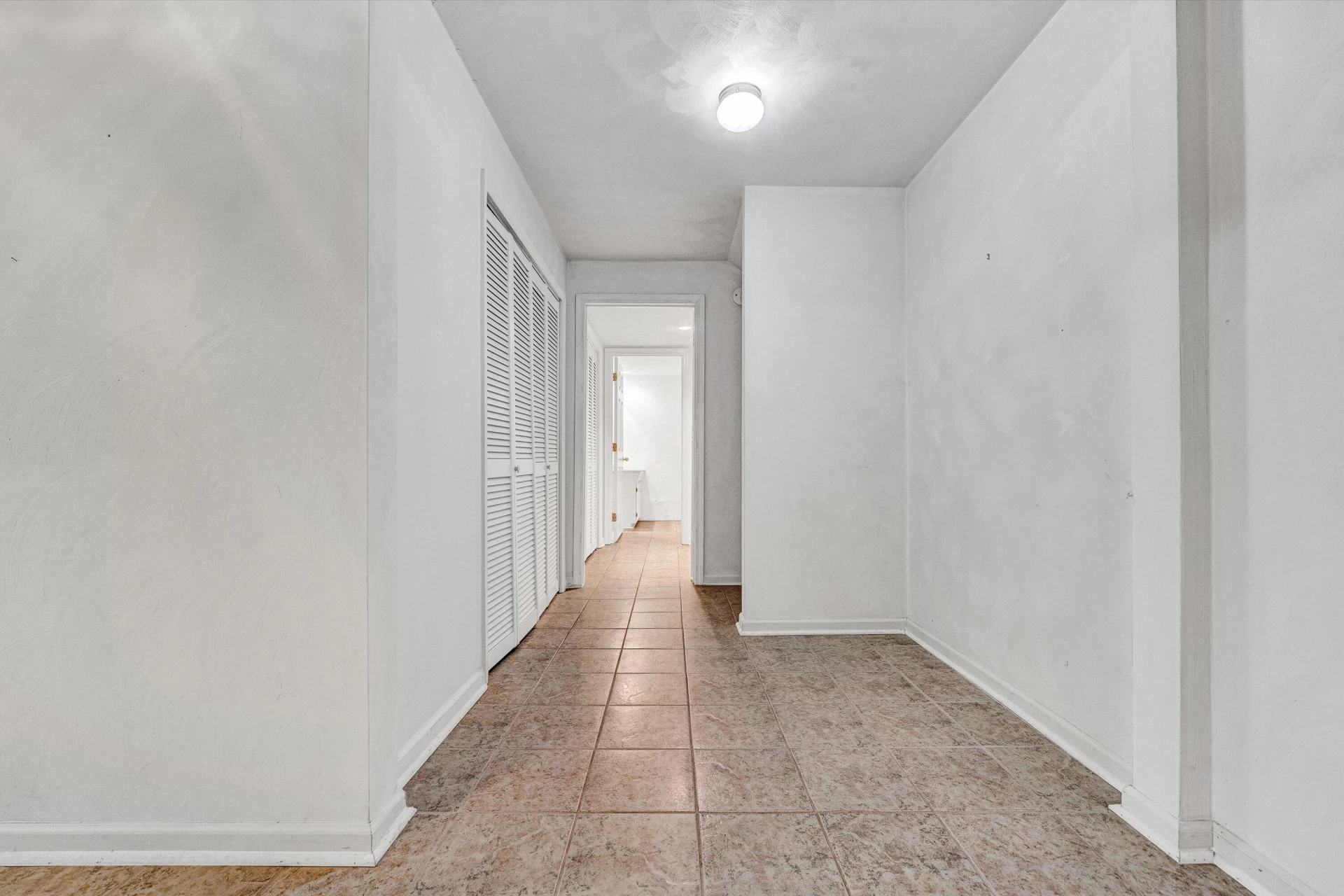 5612 Village WAY - Photo 36