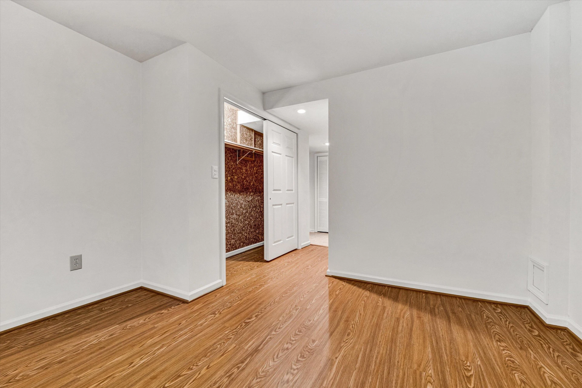 5612 Village WAY - Photo 40