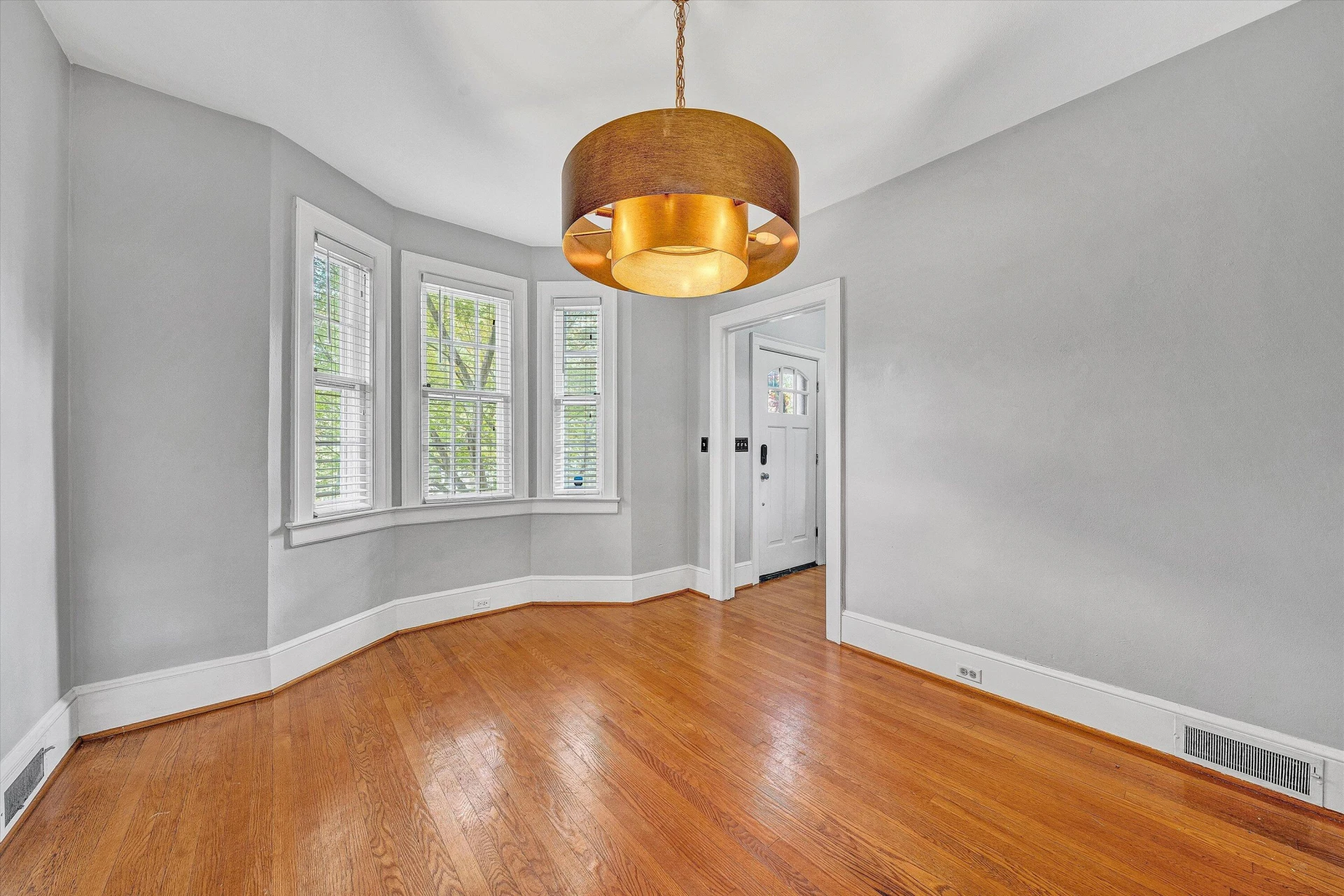 2408 Avenham AVE SW - Photo 12