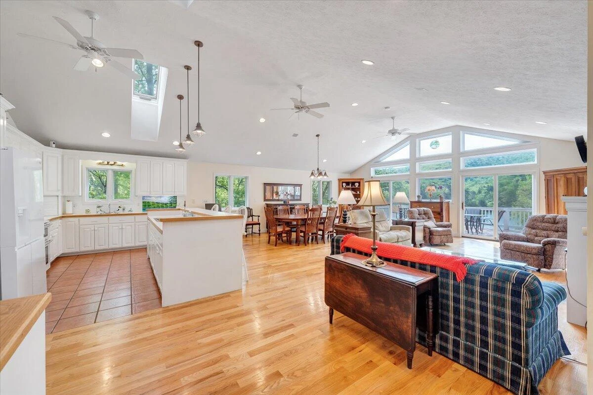 806 Cedar Key LN - Photo 17