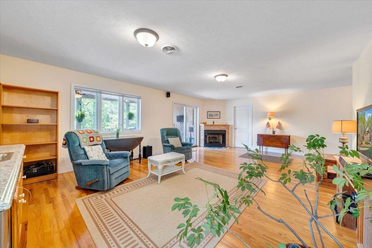 806 Cedar Key LN - Photo 34