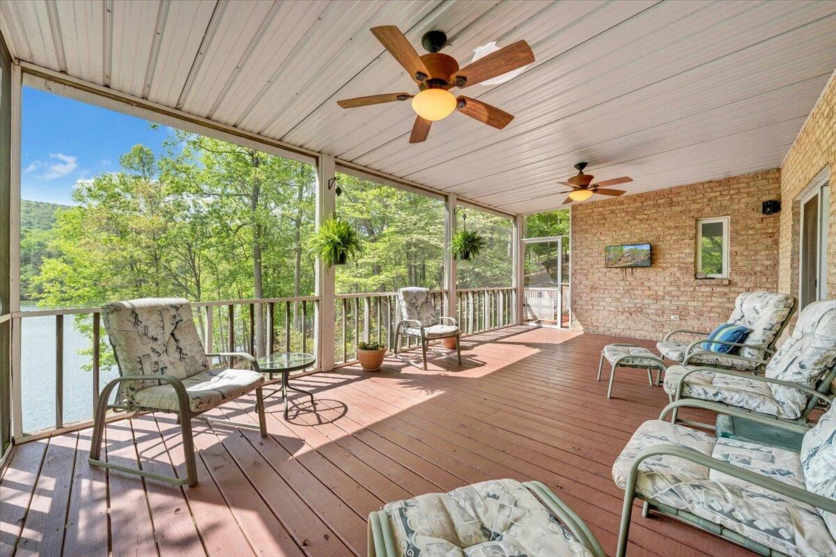 806 Cedar Key LN - Photo 39