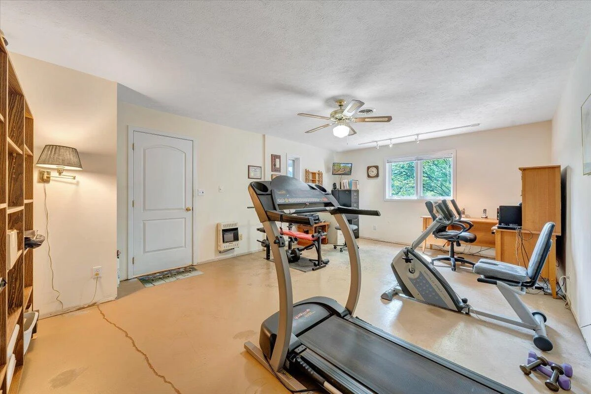 806 Cedar Key LN - Photo 43