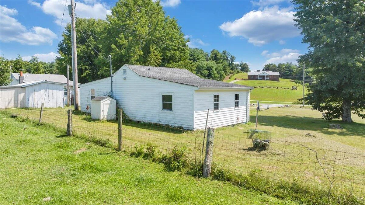 8163 Floyd Hwy N - Photo 52