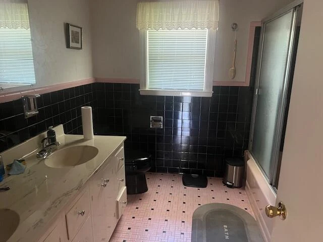 711 Windsor LN - Photo 8