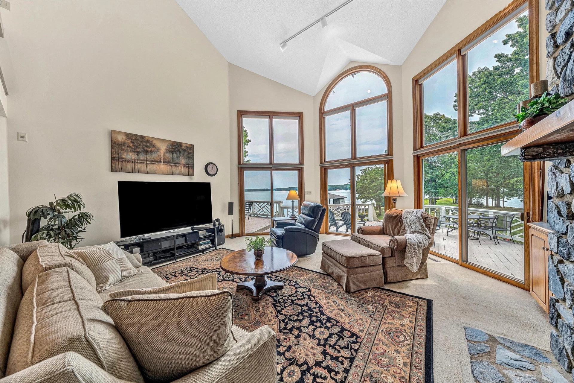 217 Anthony Home RD - Photo 16