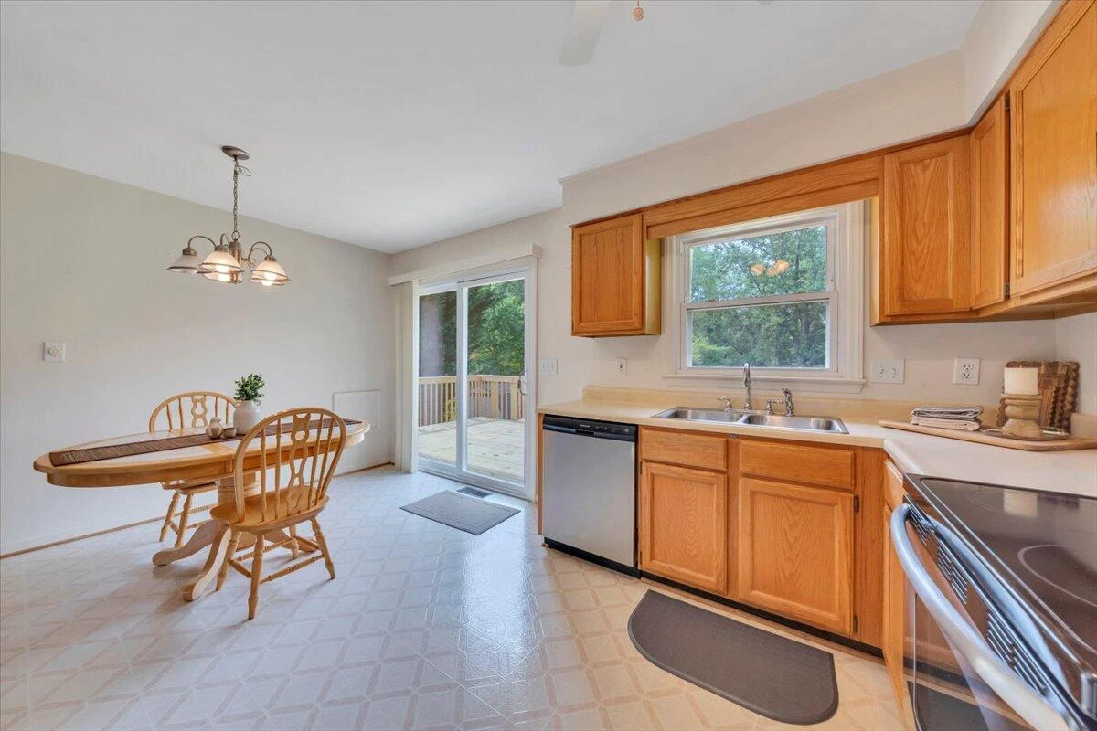 112 North Rome DR - Photo 6