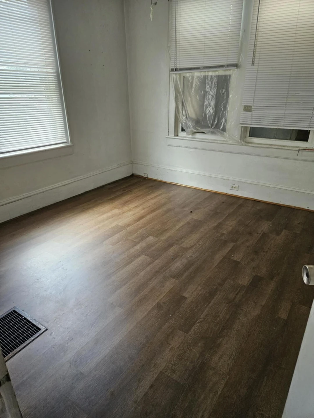1625 Moorman AVE NW - Photo 8