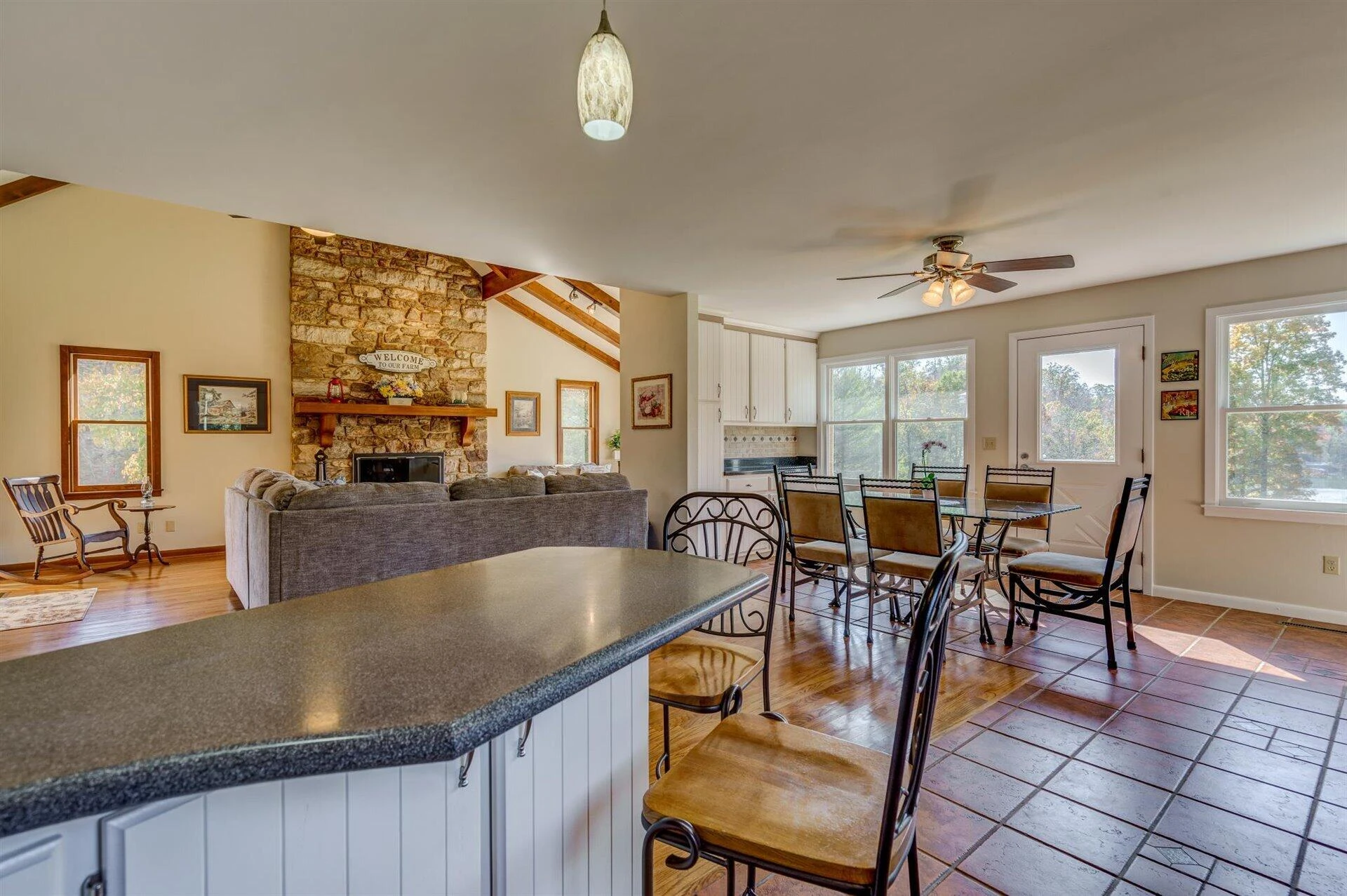 450 Holyfield LN - Photo 22