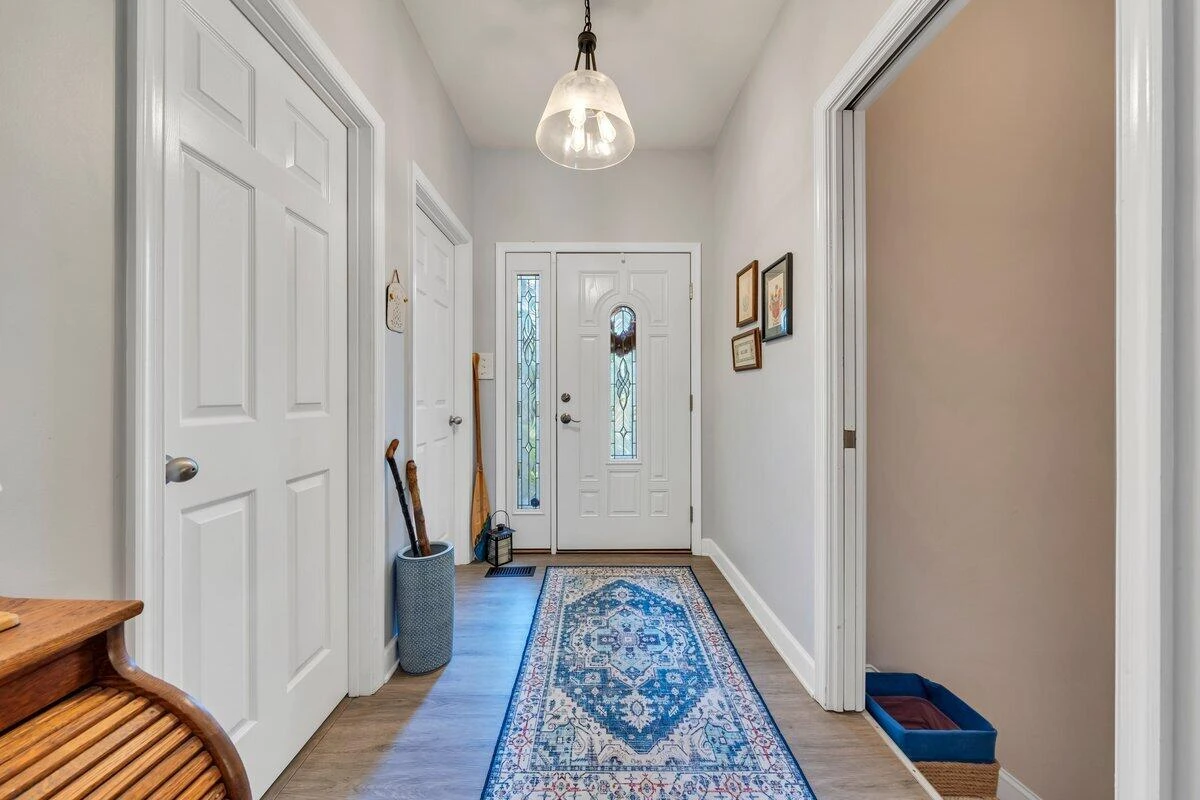 1017 Joffrey DR - Photo 2