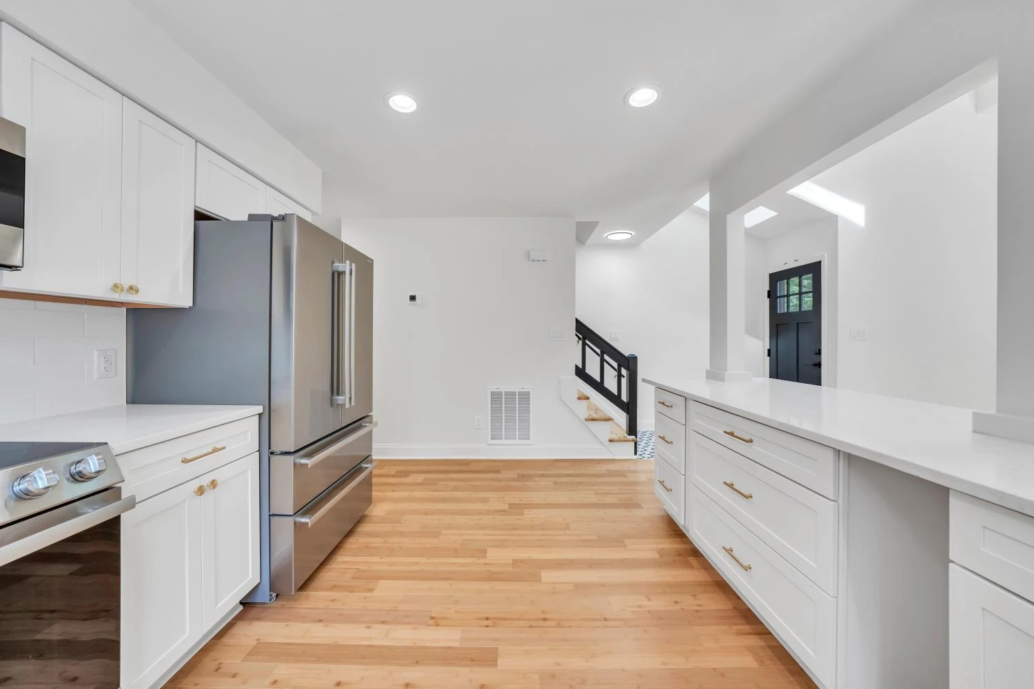 6695 Raintree RD - Photo 21