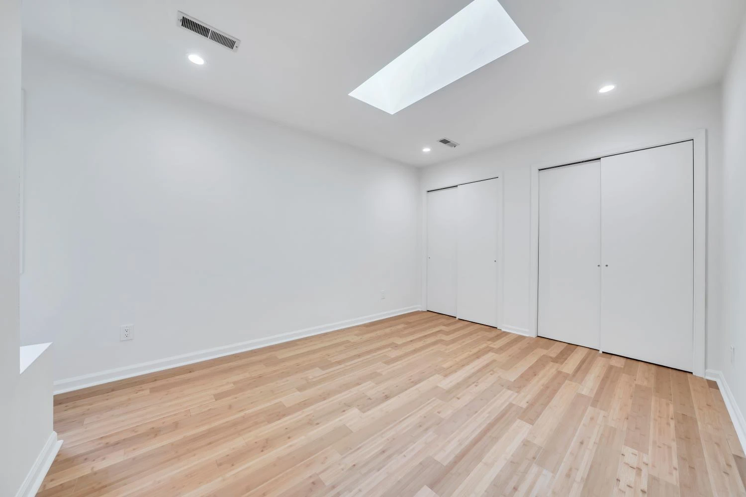 6695 Raintree RD - Photo 37