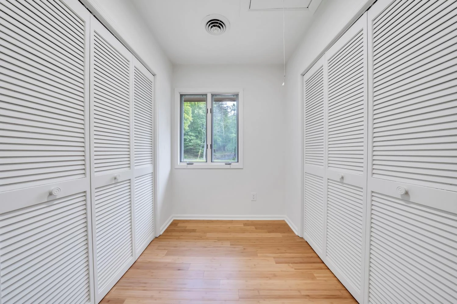 6695 Raintree RD - Photo 44