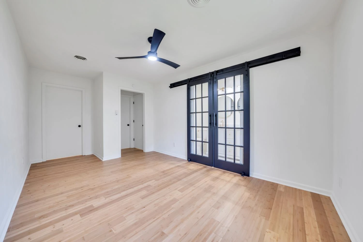 6695 Raintree RD - Photo 47