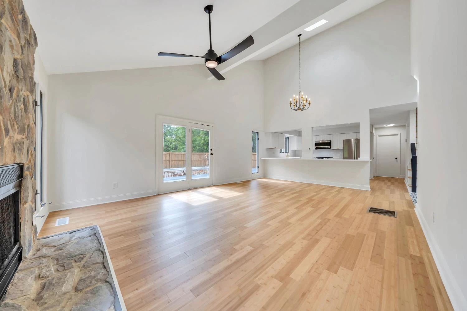 6695 Raintree RD - Photo 10