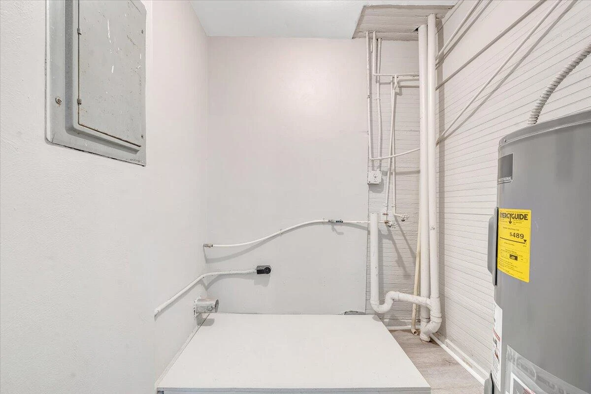 1120 6th ST SE - Photo 26