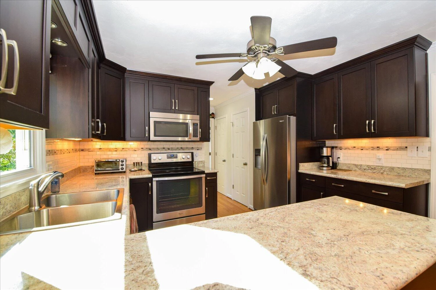 7268 Twin Forks DR - Photo 17