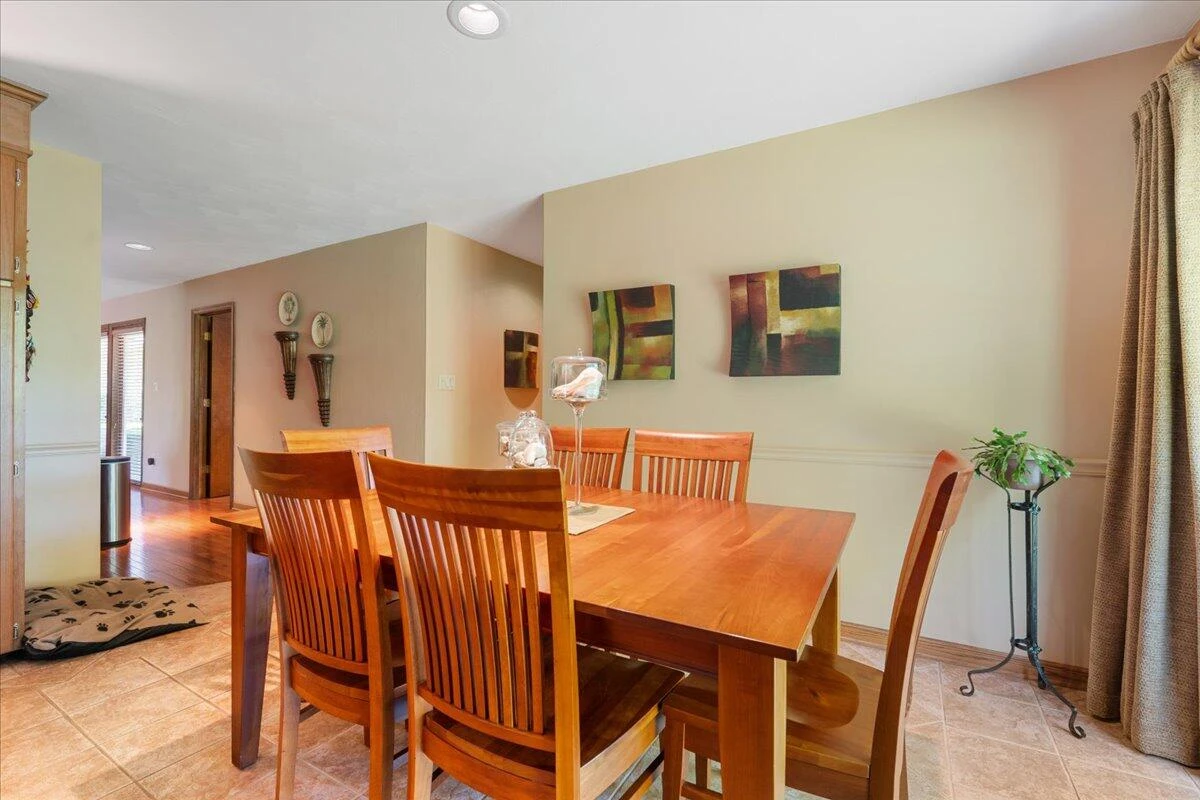 453 Wirtz RD - Photo 15