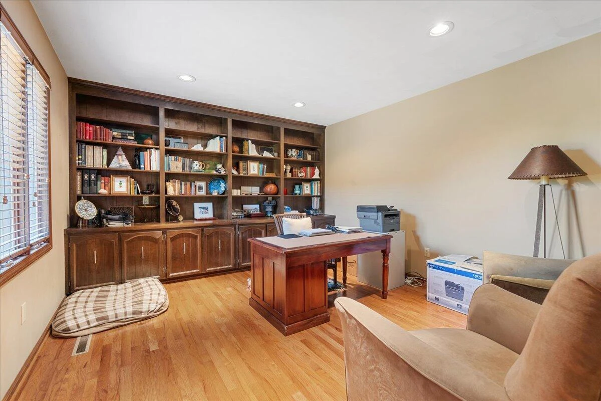 453 Wirtz RD - Photo 27