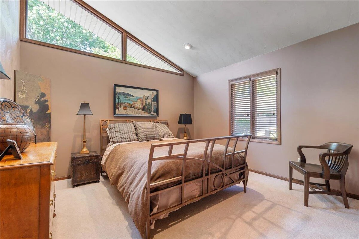 453 Wirtz RD - Photo 37
