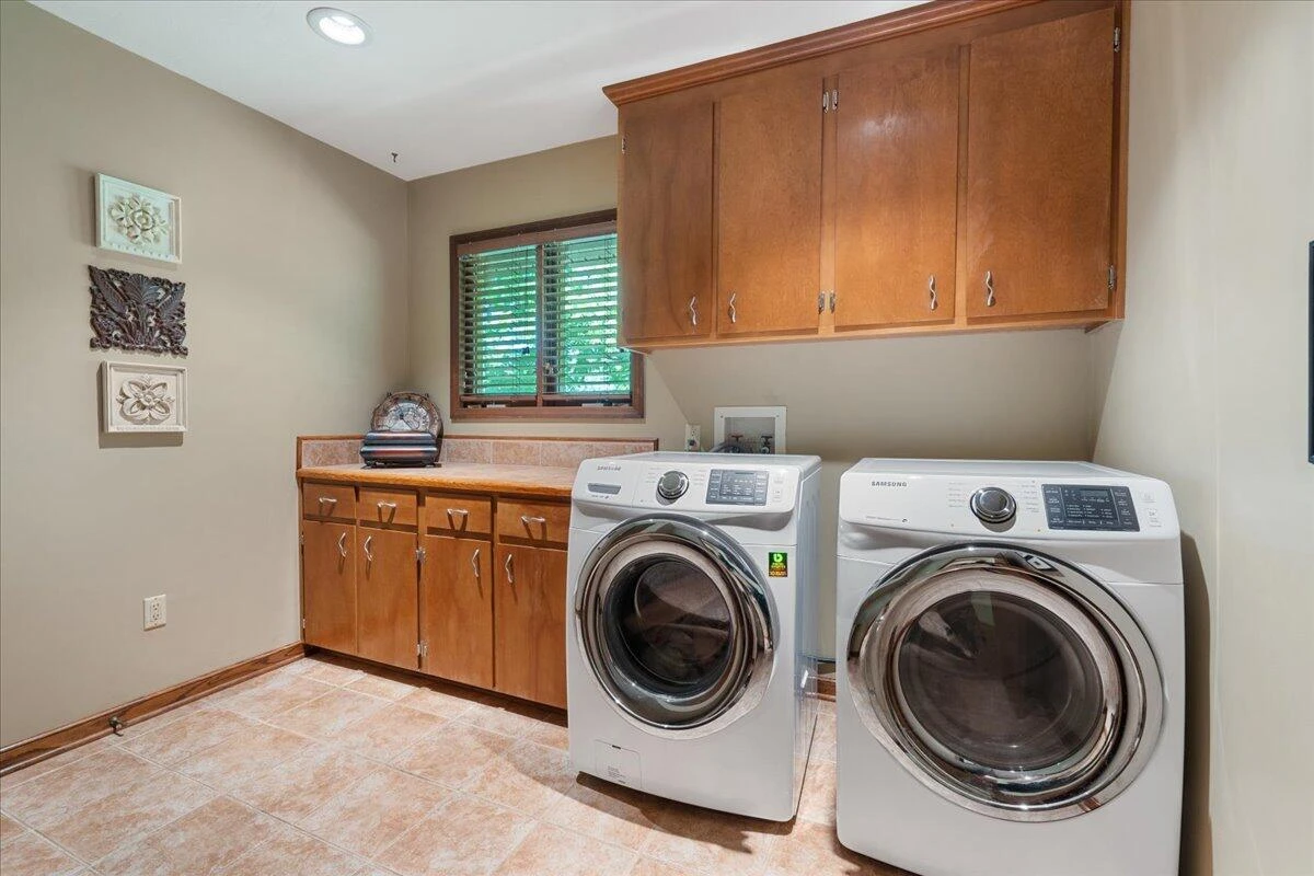 453 Wirtz RD - Photo 45