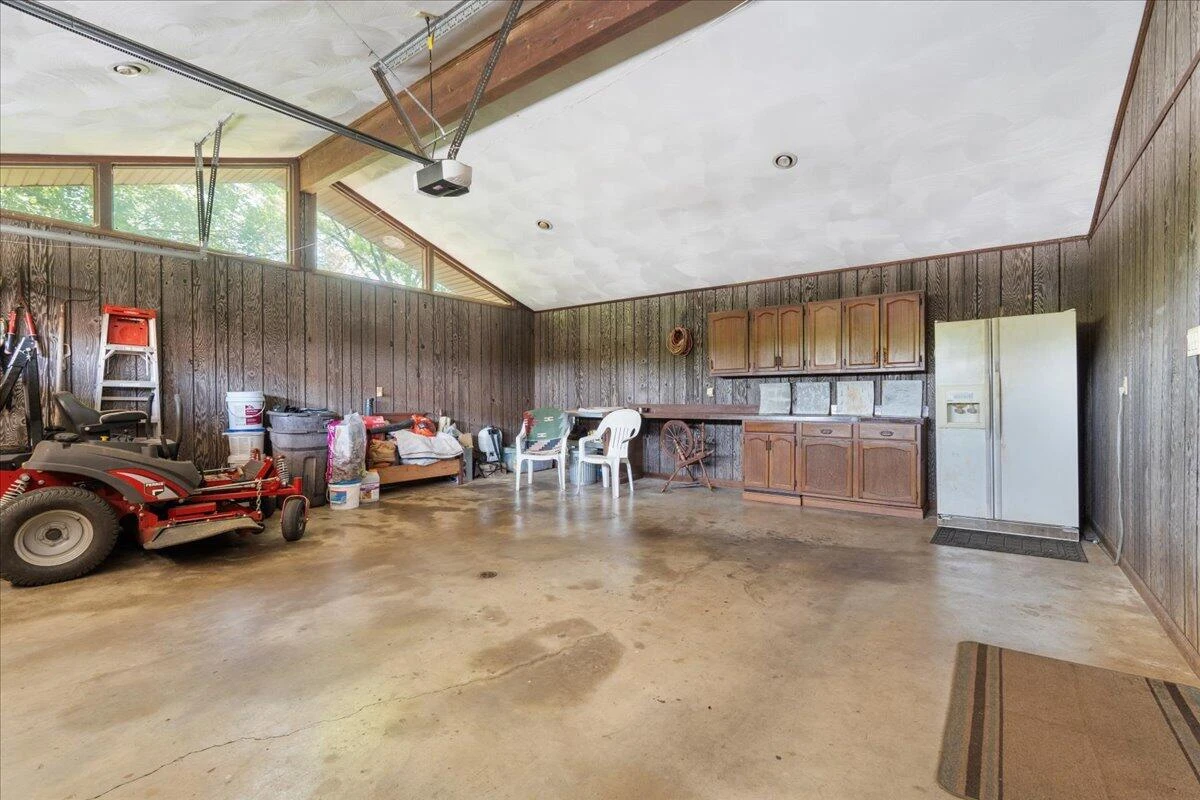 453 Wirtz RD - Photo 47