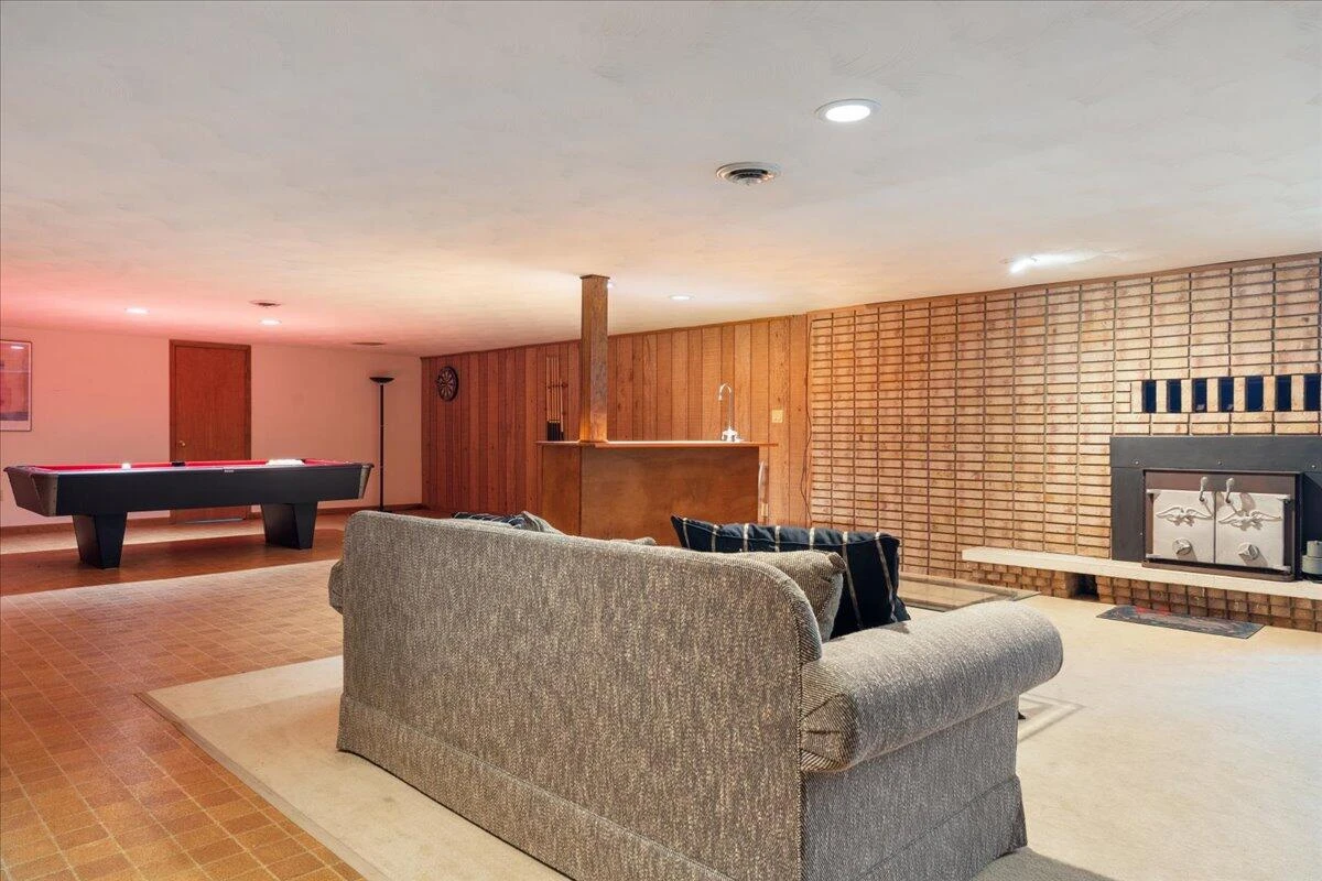 453 Wirtz RD - Photo 50