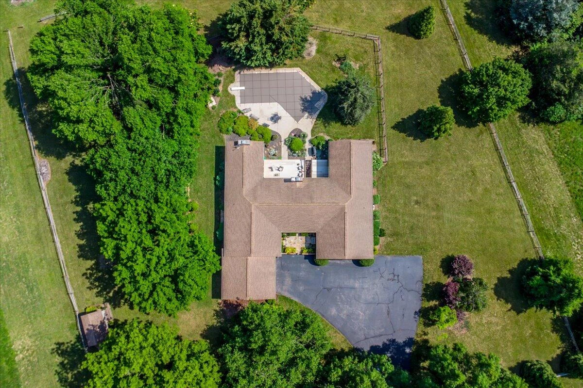 453 Wirtz RD - Photo 7