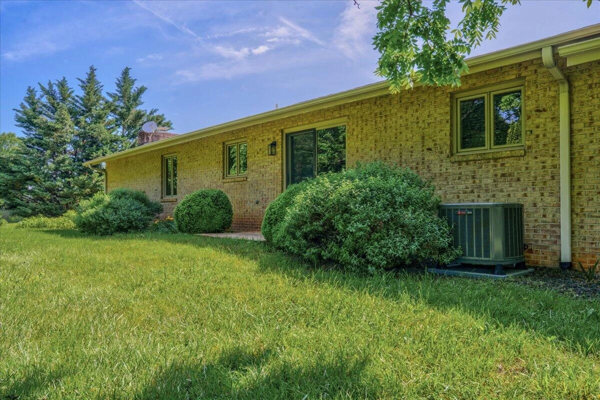 453 Wirtz RD - Photo 71