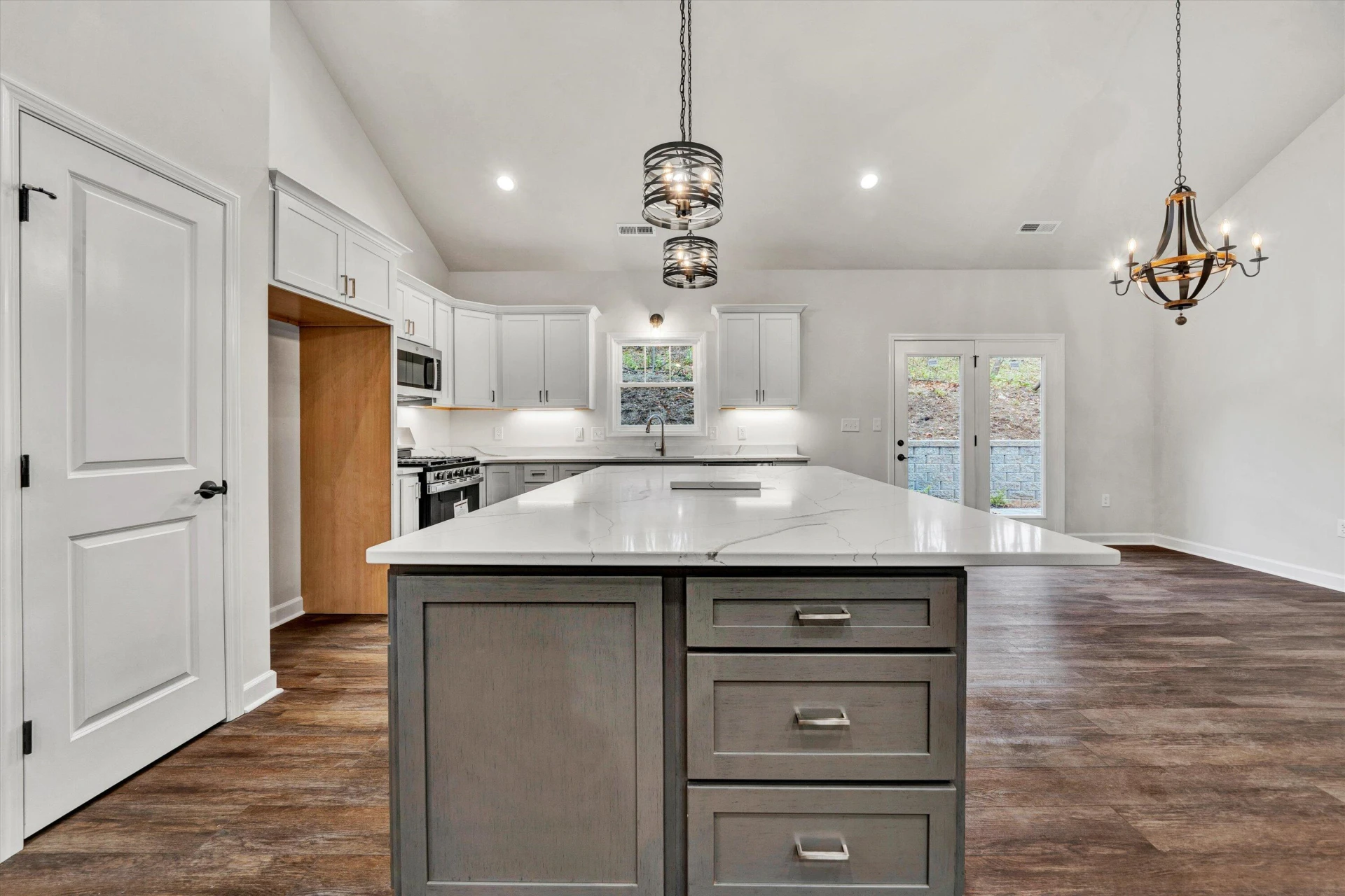 3335 Hidden Oak RD SW - Photo 14