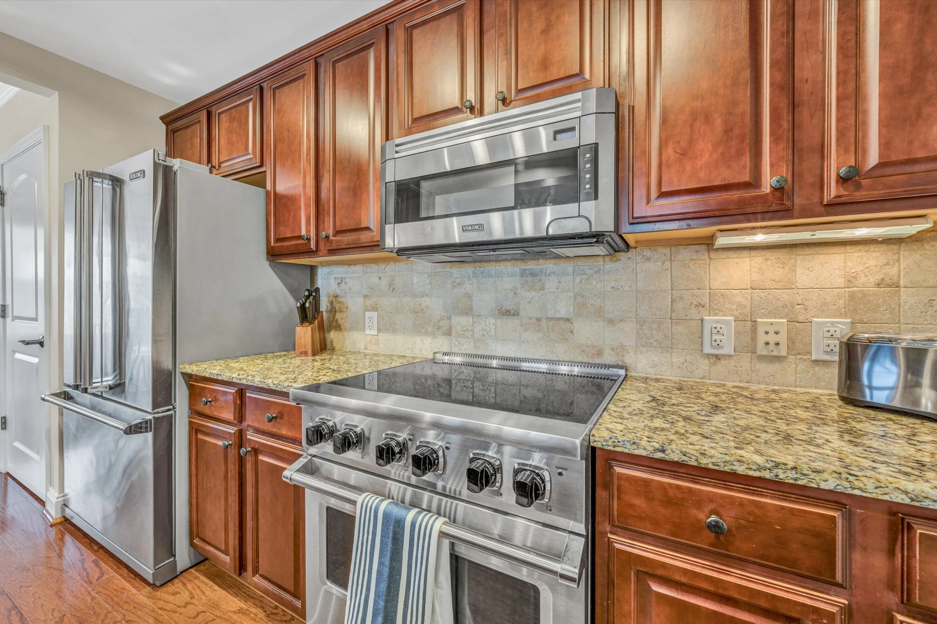100 Bridgewater Pointe PL #401 - Photo 12