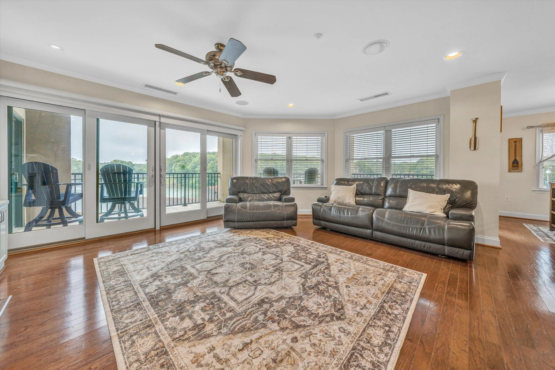 100 Bridgewater Pointe PL #401 - Photo 4