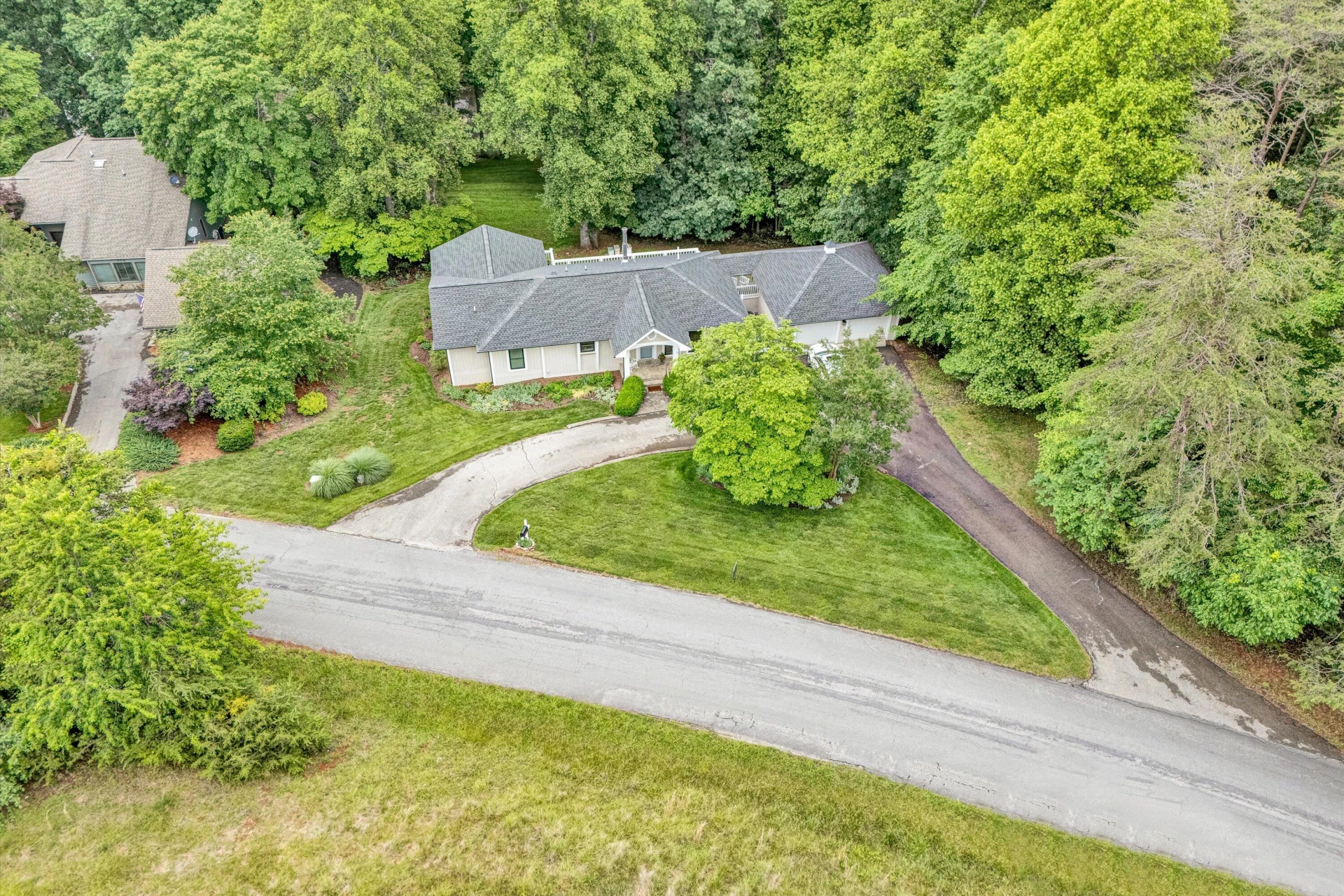 402 Anchor DR - Photo 8