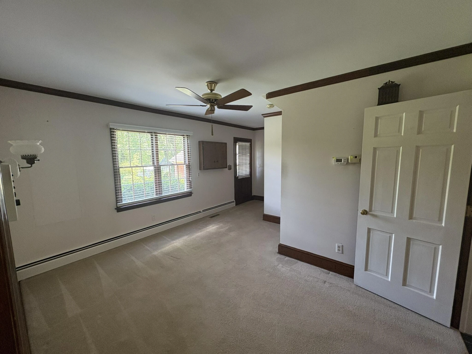 600 Academy ST - Photo 10