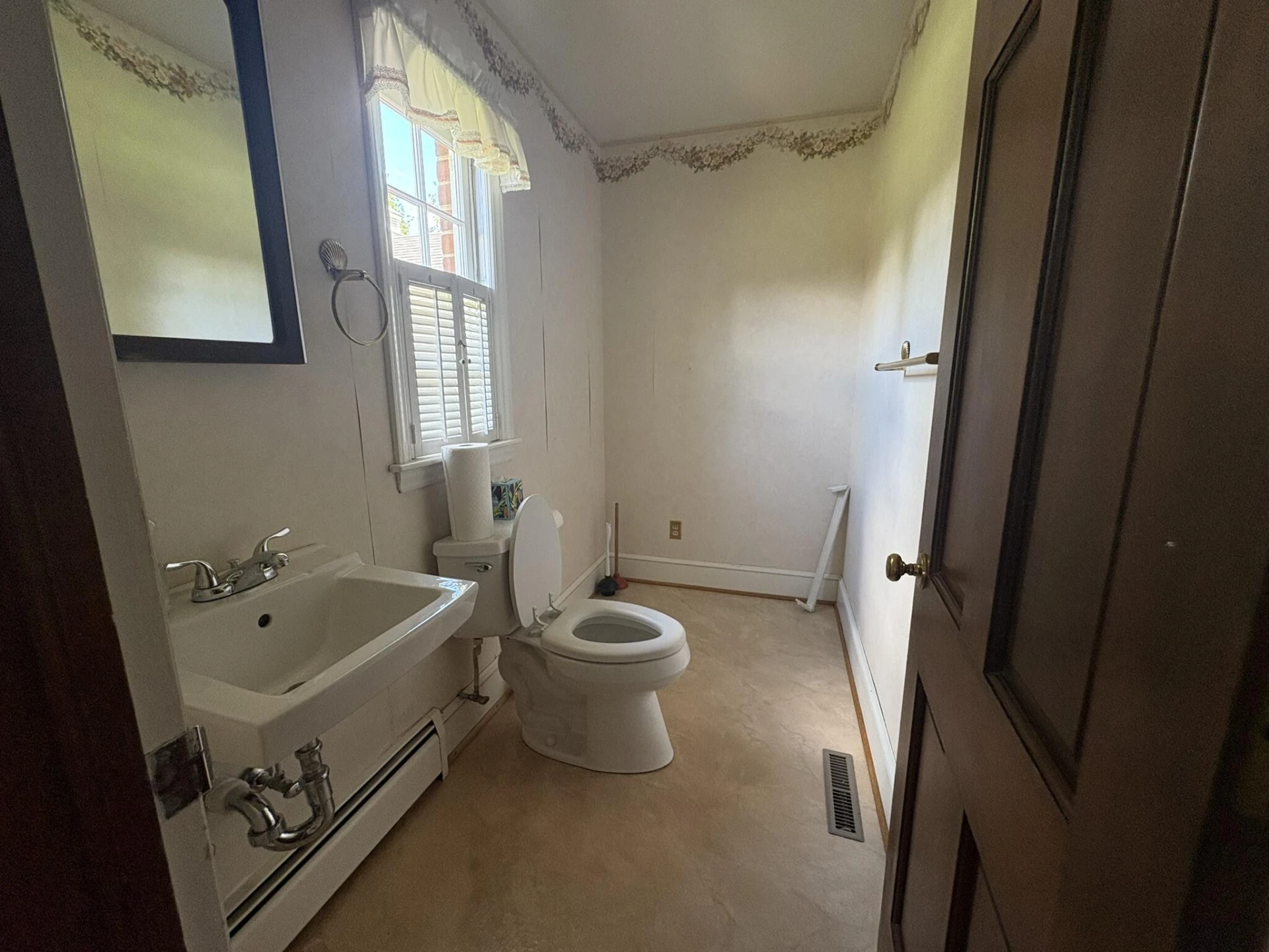 600 Academy ST - Photo 12