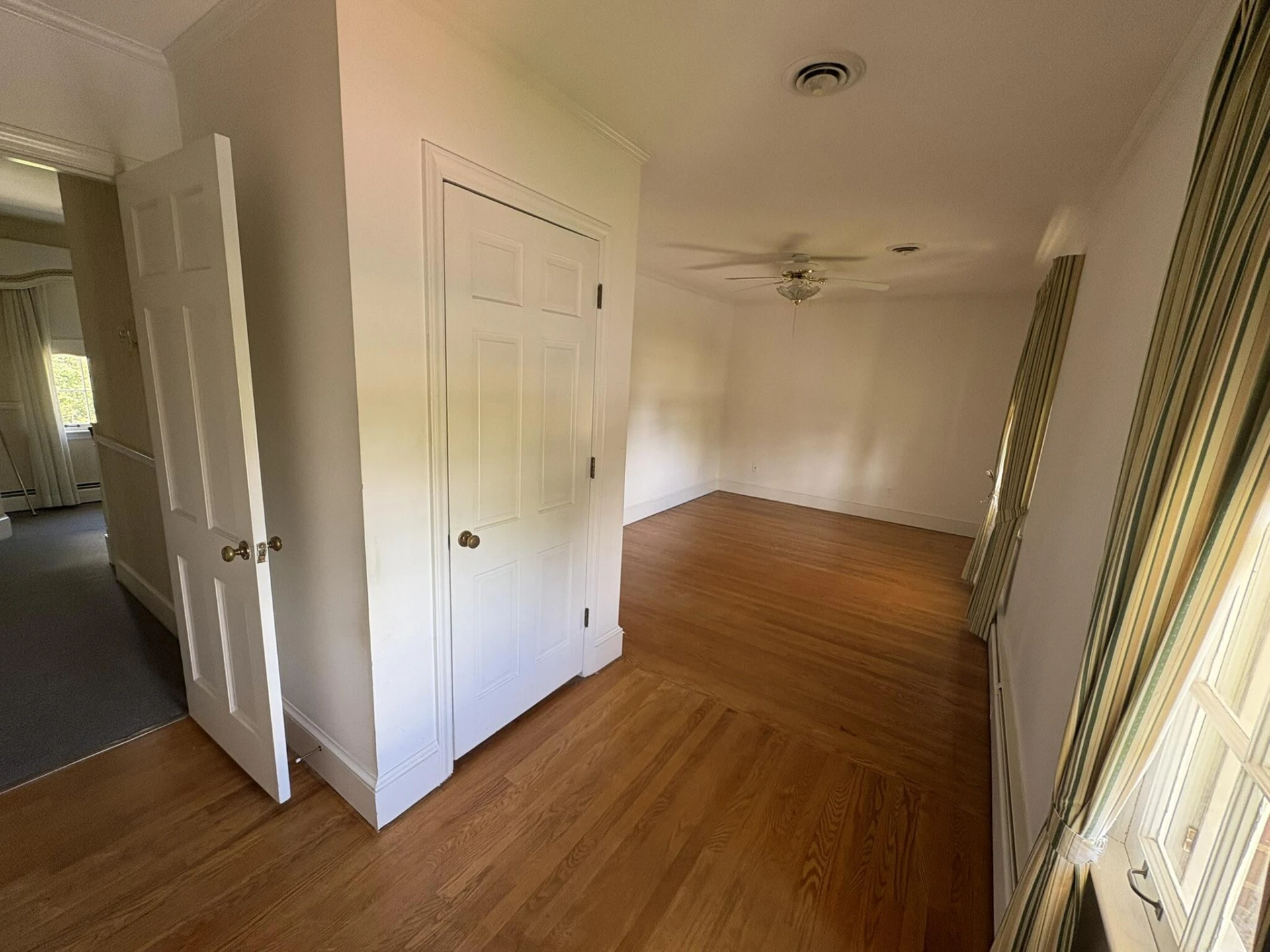 600 Academy ST - Photo 16
