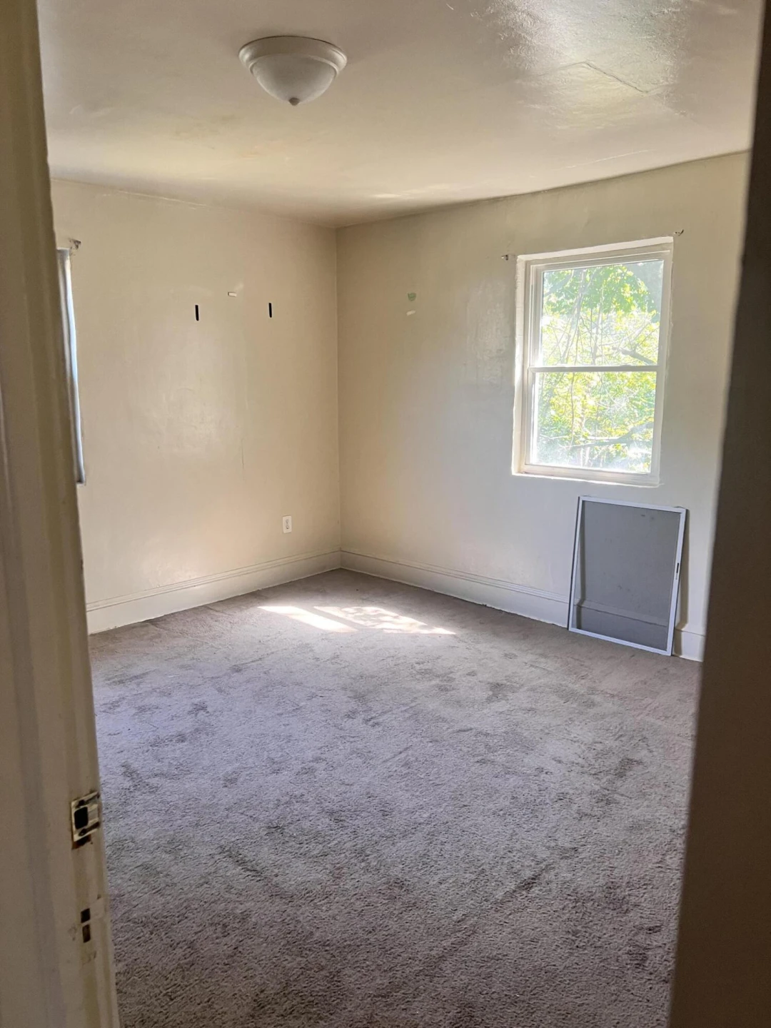 1627 Wayne ST NE - Photo 10