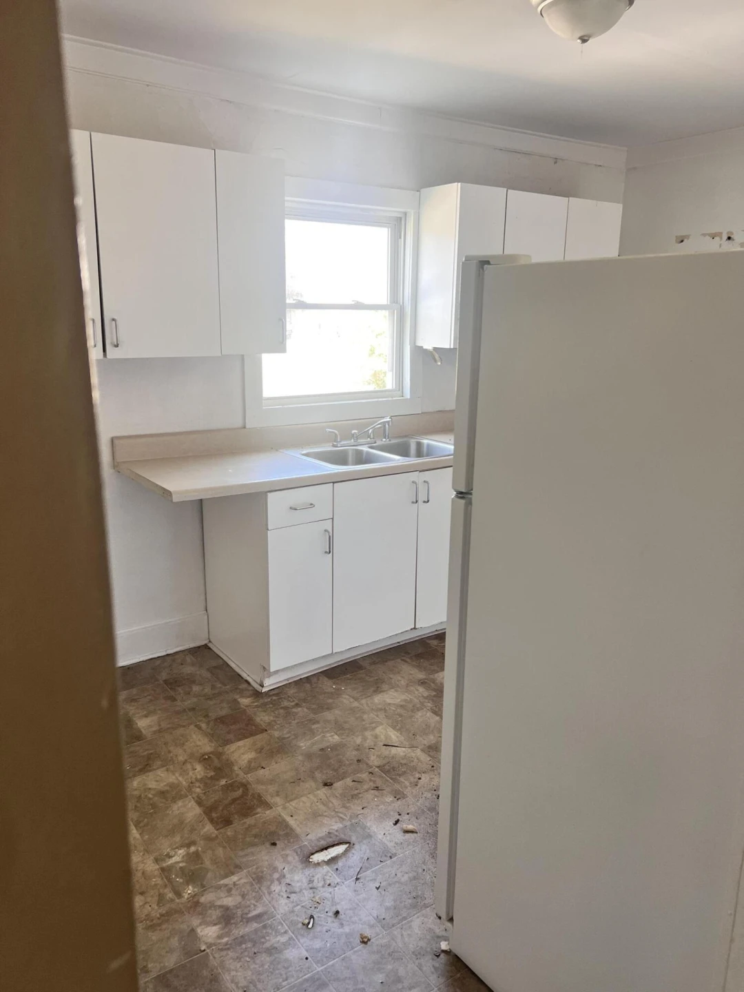 1627 Wayne ST NE - Photo 6
