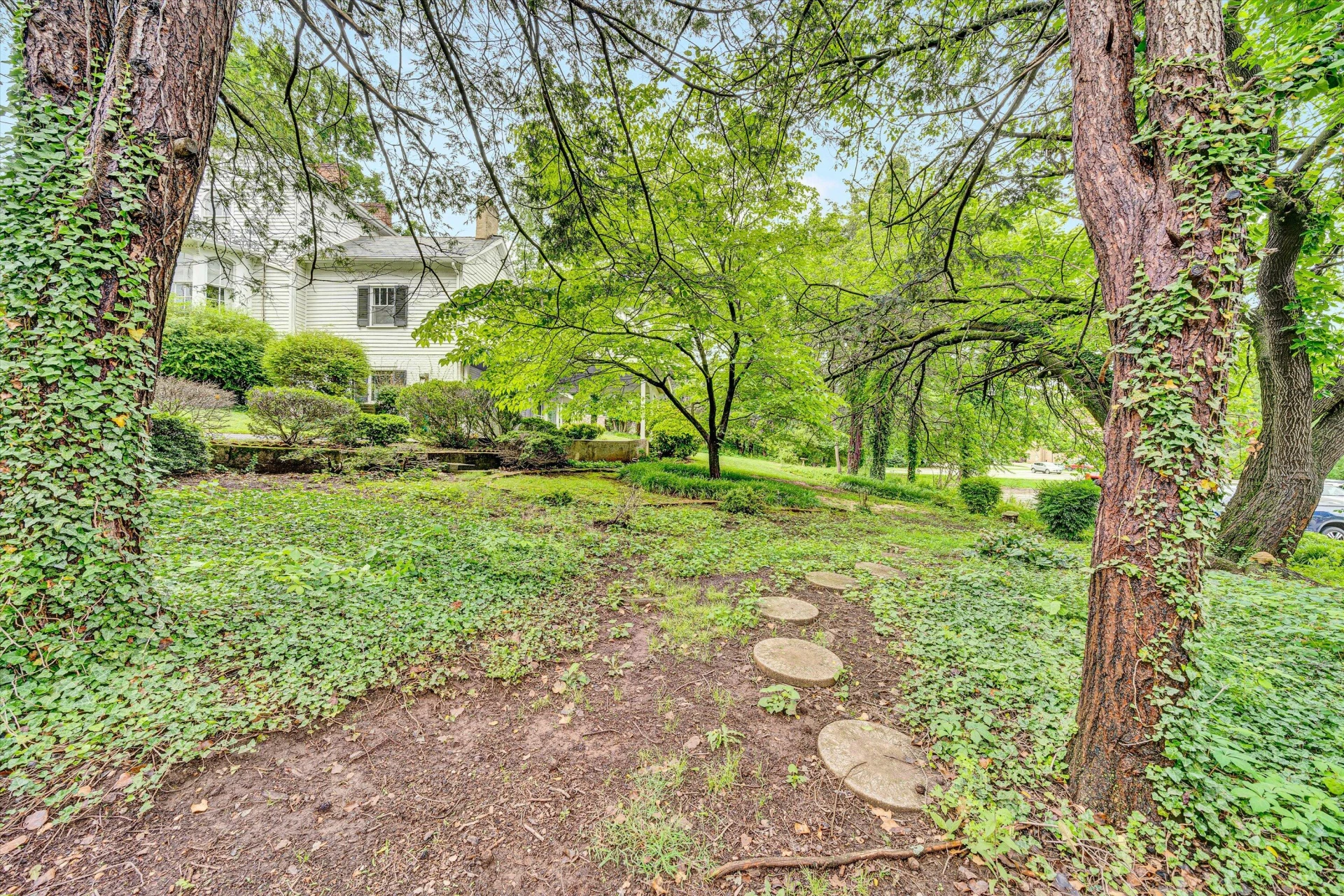 220 N Broad ST - Photo 31