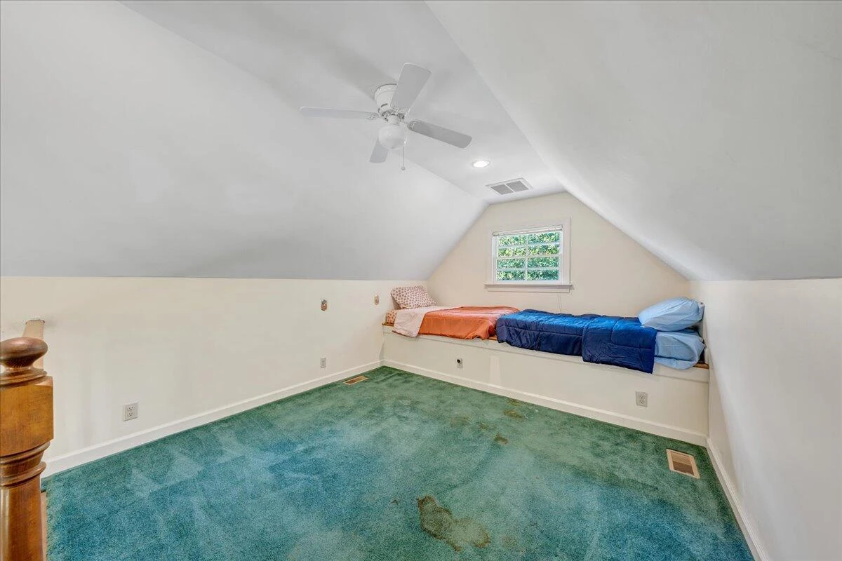 414 Strawberry Banks DR - Photo 18