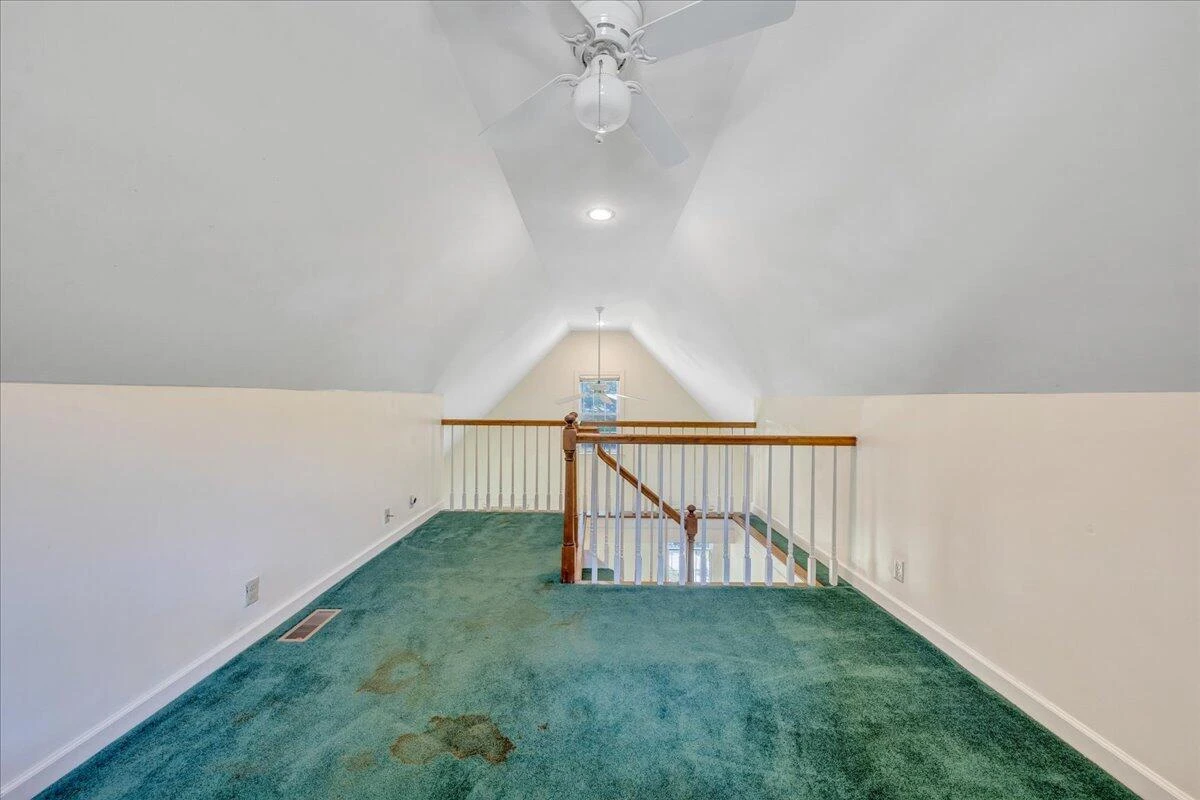 414 Strawberry Banks DR - Photo 19