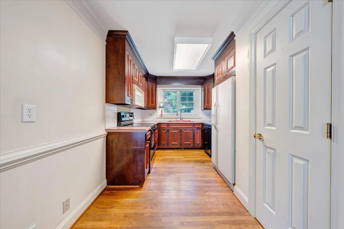 414 Strawberry Banks DR - Photo 43