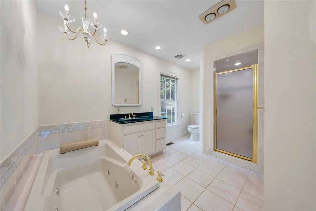 414 Strawberry Banks DR - Photo 45