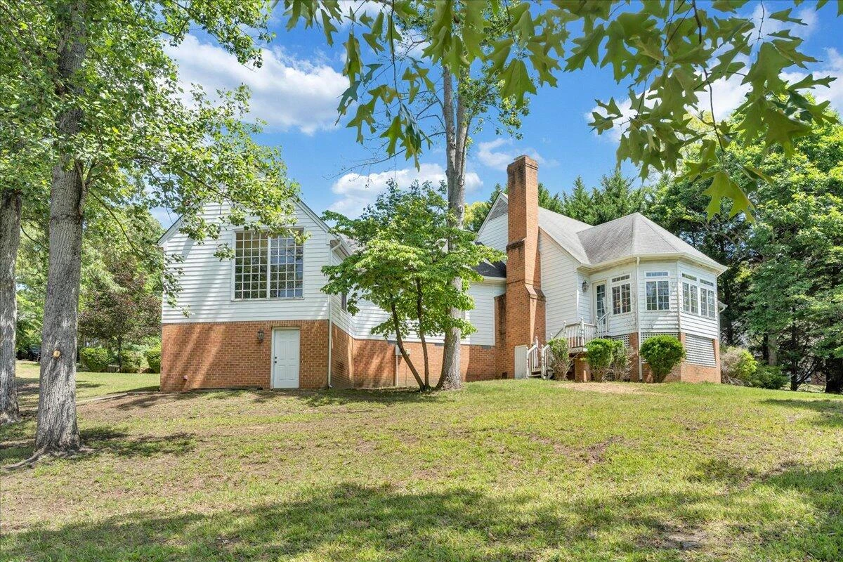 414 Strawberry Banks DR - Photo 54