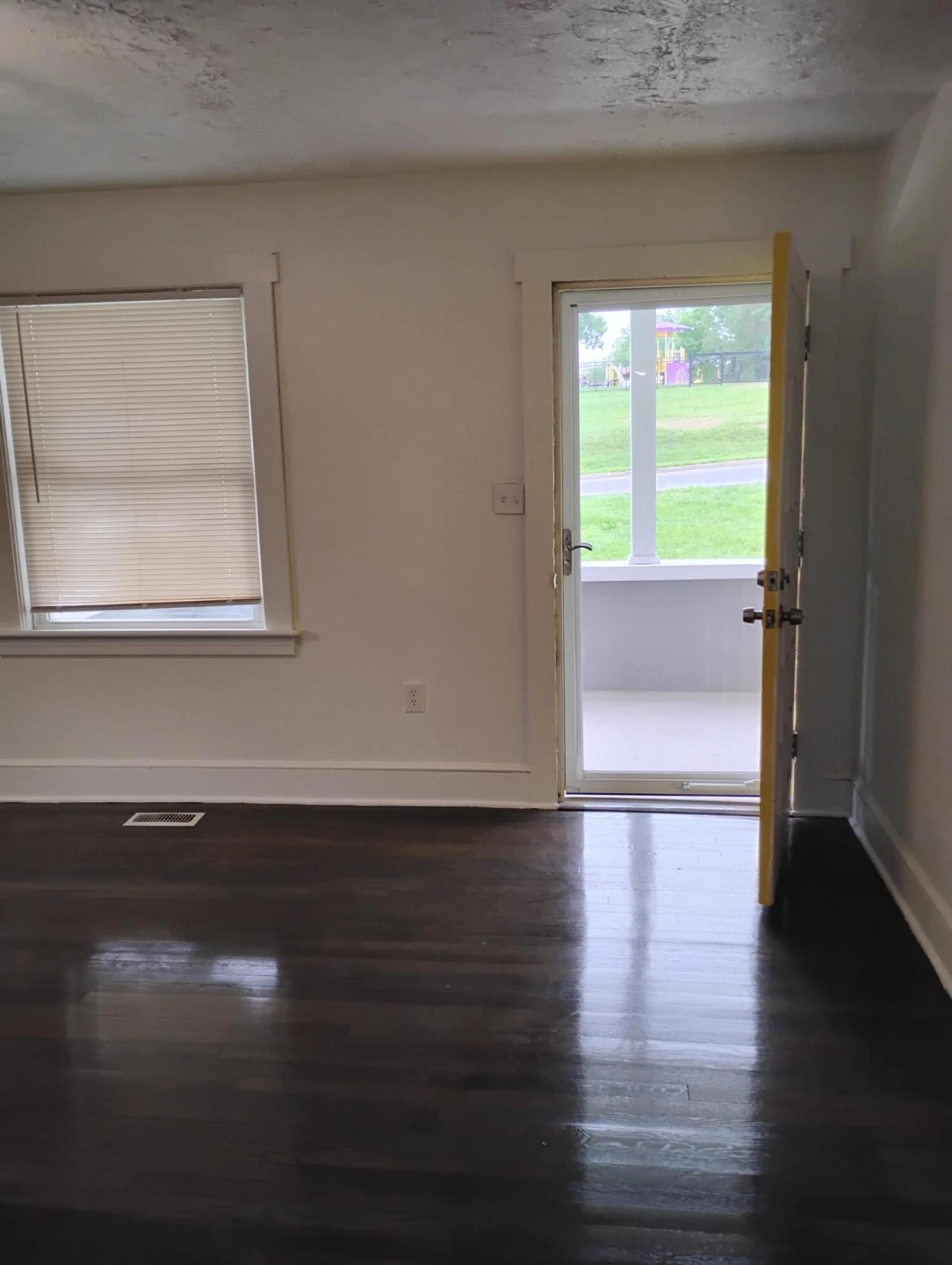 1414 Westside BLVD NW - Photo 9