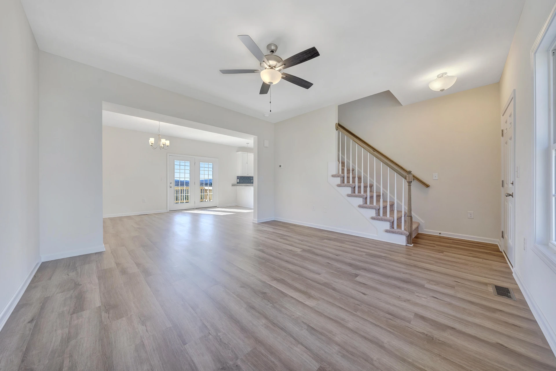 5250 Arrowhead TRL - Photo 2